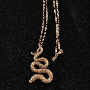 PERFECT PATCH NYC SNAKE NECKLACE